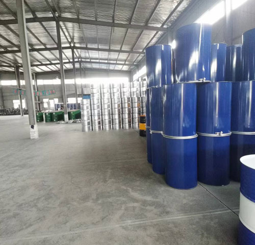 藍色鐵桶廠區(qū)風(fēng)貌